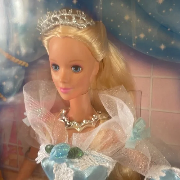 1998 Sleeping Beauty Barbie NIB - Picture 4 of 11